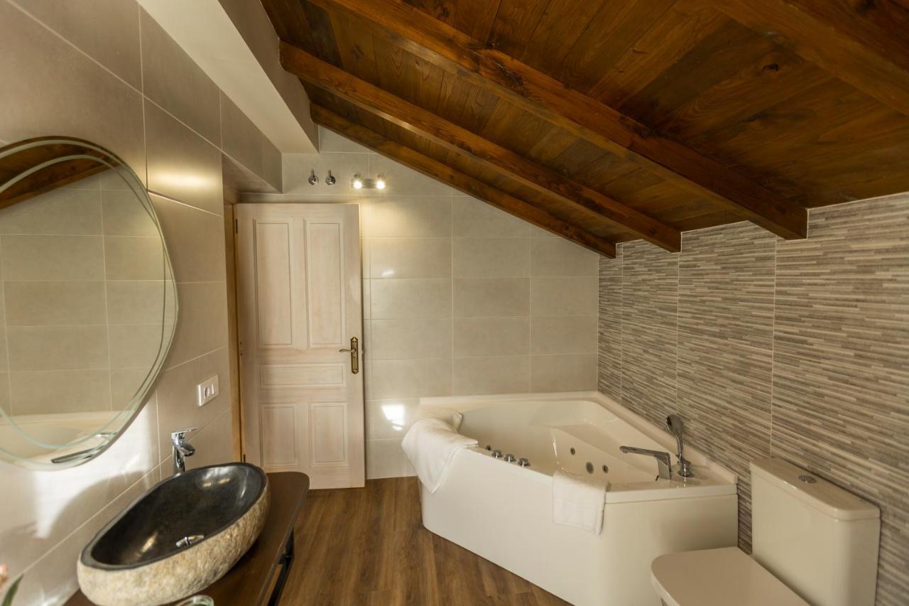Apartamentos Casona Del Campo Navia Luaran gambar