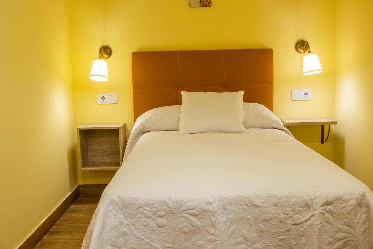 Apartamentos Casona Del Campo Navia Luaran gambar