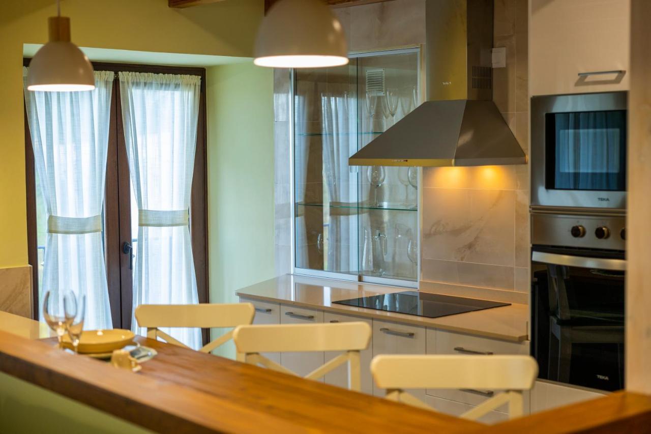 Apartamentos Casona Del Campo Navia Luaran gambar