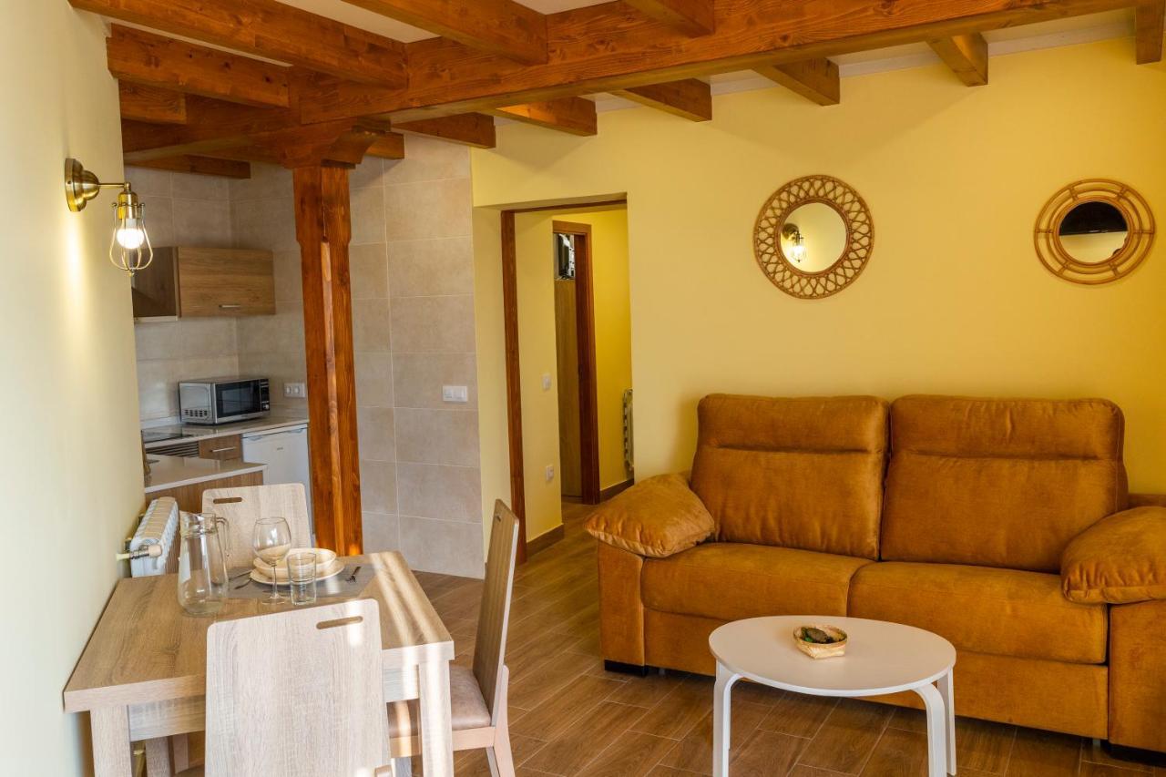 Apartamentos Casona Del Campo Navia Luaran gambar