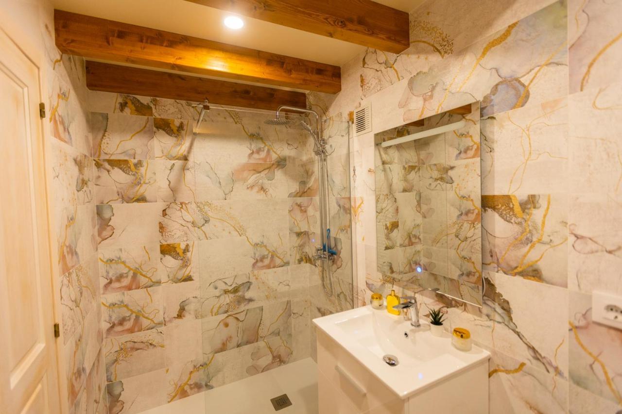 Apartamentos Casona Del Campo Navia Luaran gambar